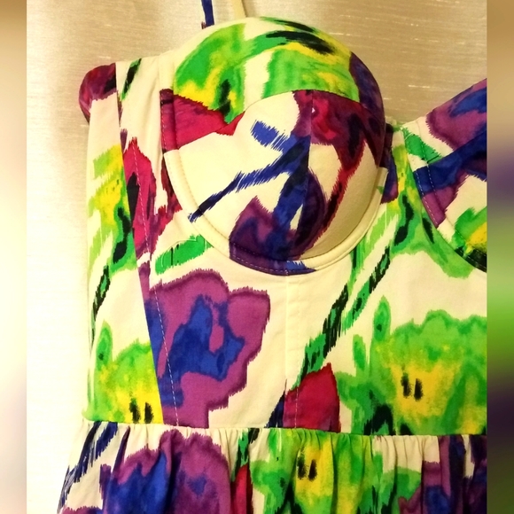 Moda International Floral Dress - Picture 3 of 6